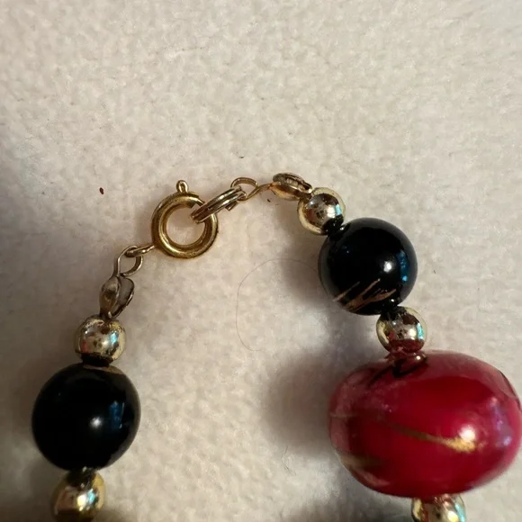 Vintage bead necklace SIGNED Painted wooden beads! Rare.HIGH END STYLE Mint con… - Picture 8 of 10